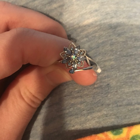 Snowflake ring - Picture 2 of 3